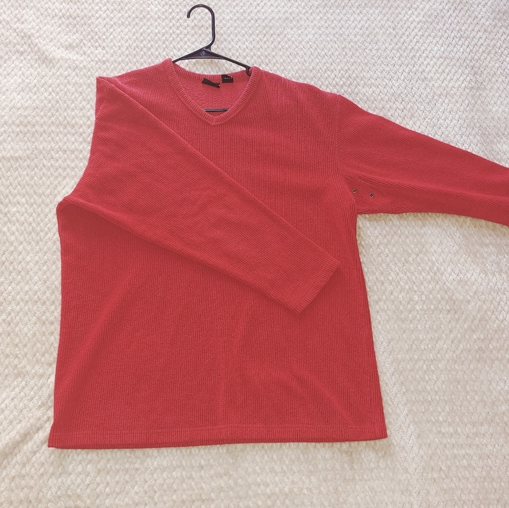 Large Guess men's sweater